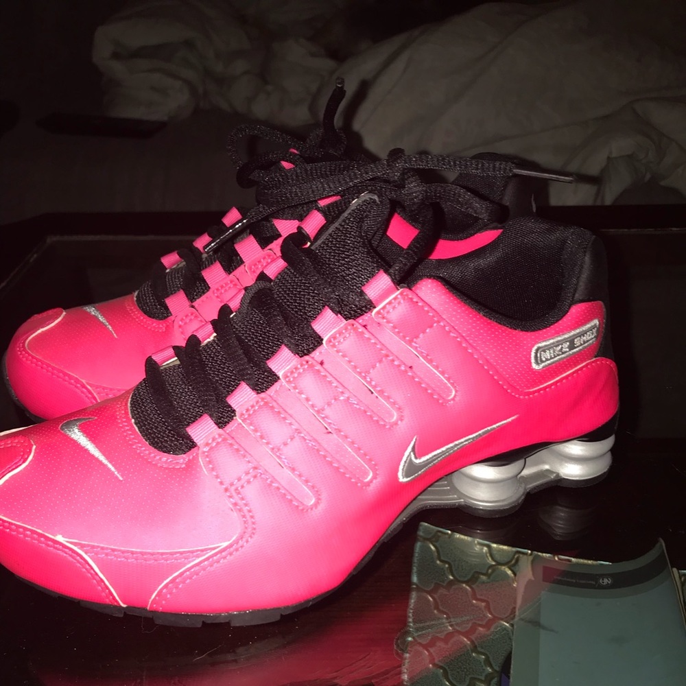 Nike SHOX, kids size 5 youth, fits Women size 7